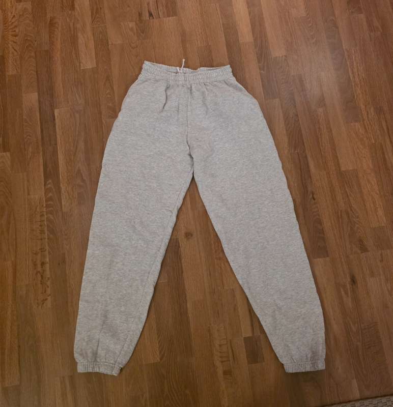 Gráar joggings