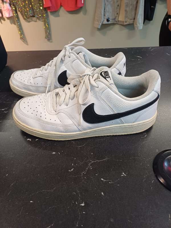 Nike Court vision