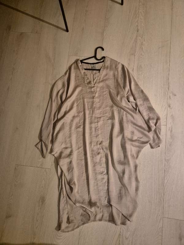 Evuklæði kjóll beige
