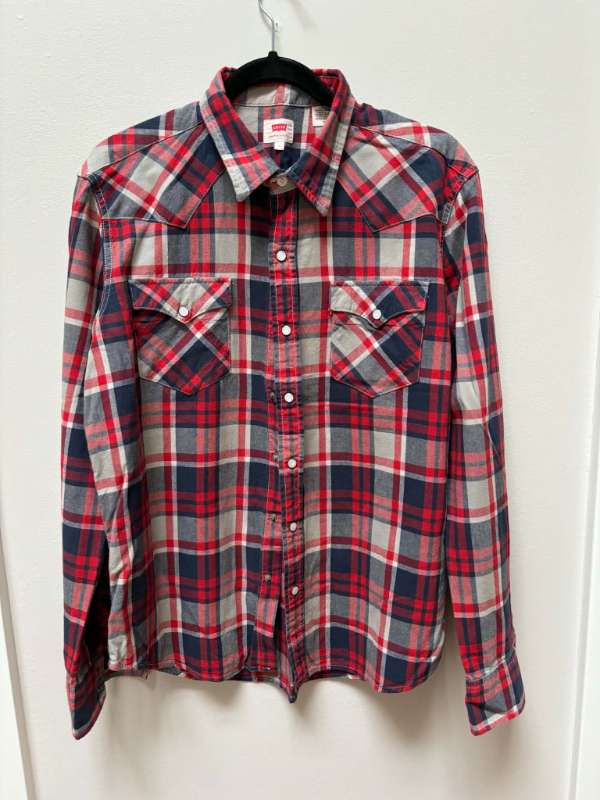 Levi's skyrta rauðköflótt