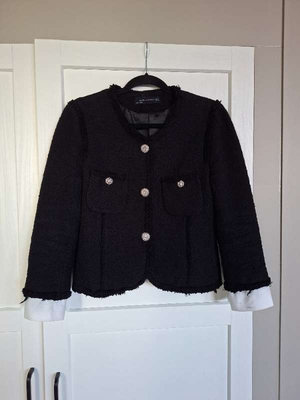 Zara tweed svartur/hvítur jakki silfur