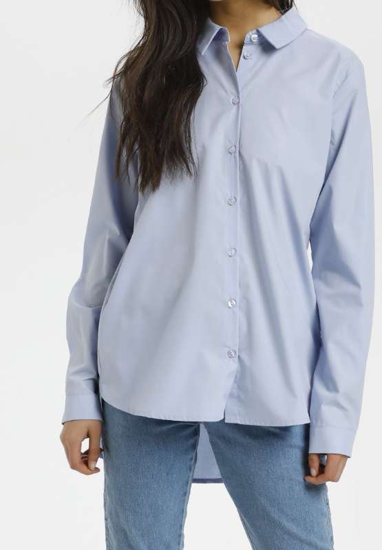 Oversized KAFFE blá skyrta