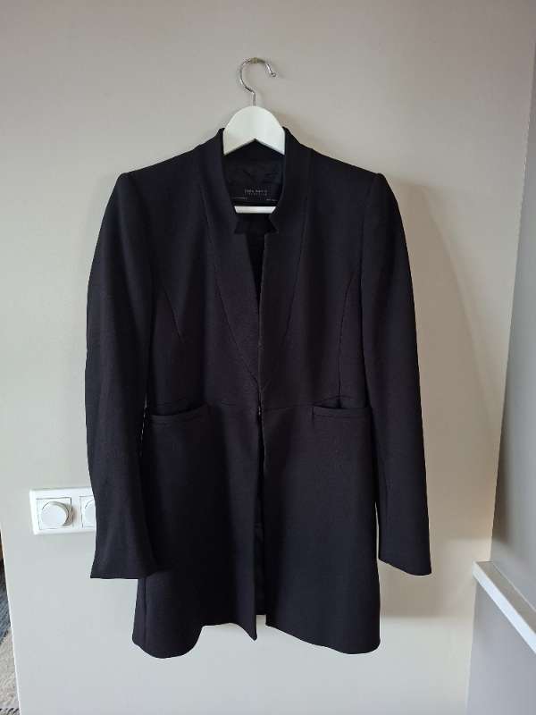 Zara svartur blazer /jakki / létt kápa
