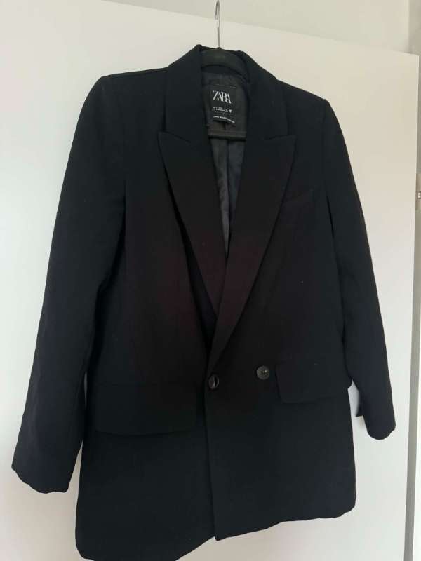 zara síður blazer