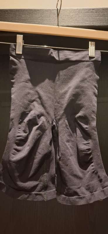 Aðhaldsbuxur
