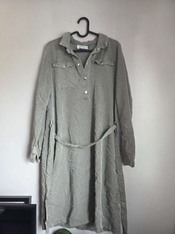 * Grænn denim kjóll st:36