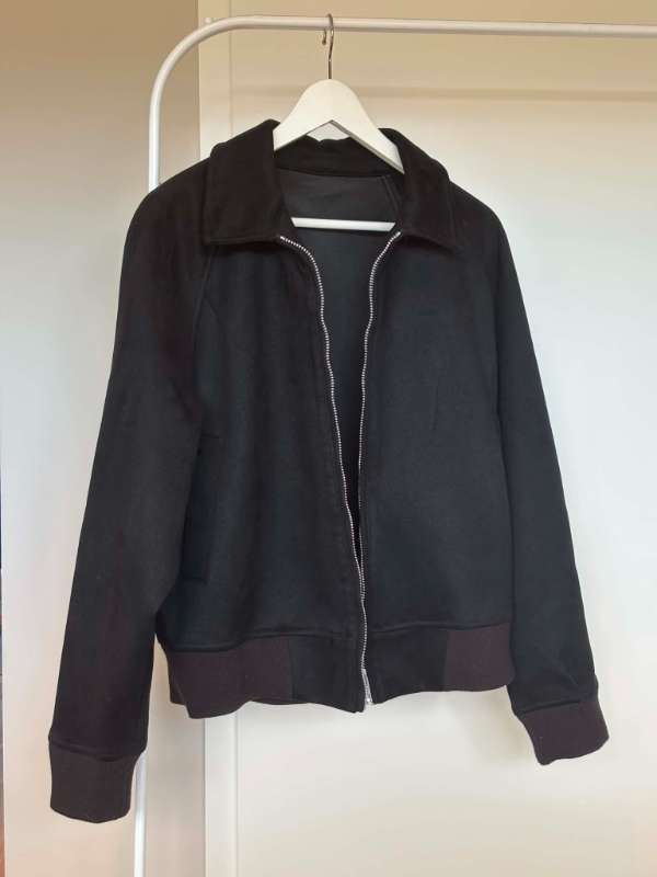 Jakki Pull&Bear svartur