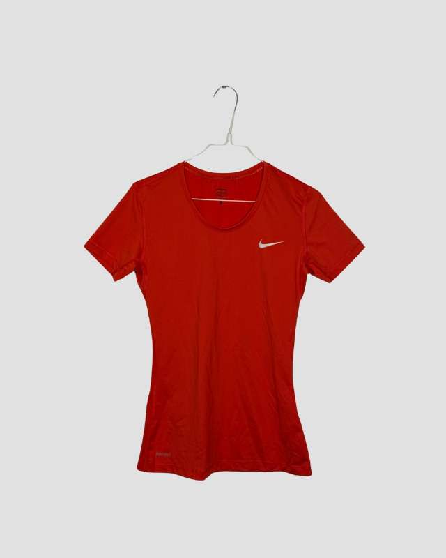 Rauður Nike tight stuttermabolur