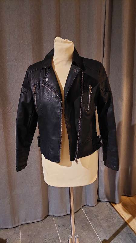 PU jakki F&F 11-12y - e