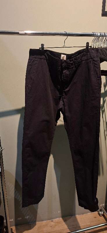 hm buxur