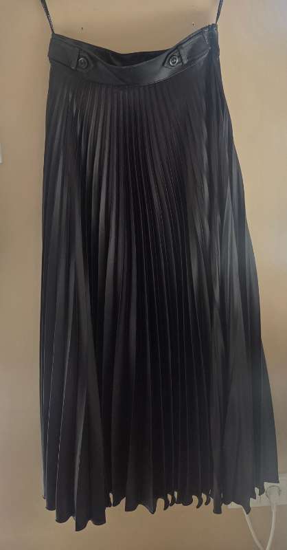 Karen Millen pils ónotað