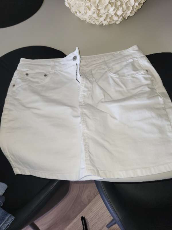 In wear pils hvítt