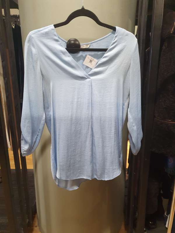 Stradivarius blússa m/hálfum ermum