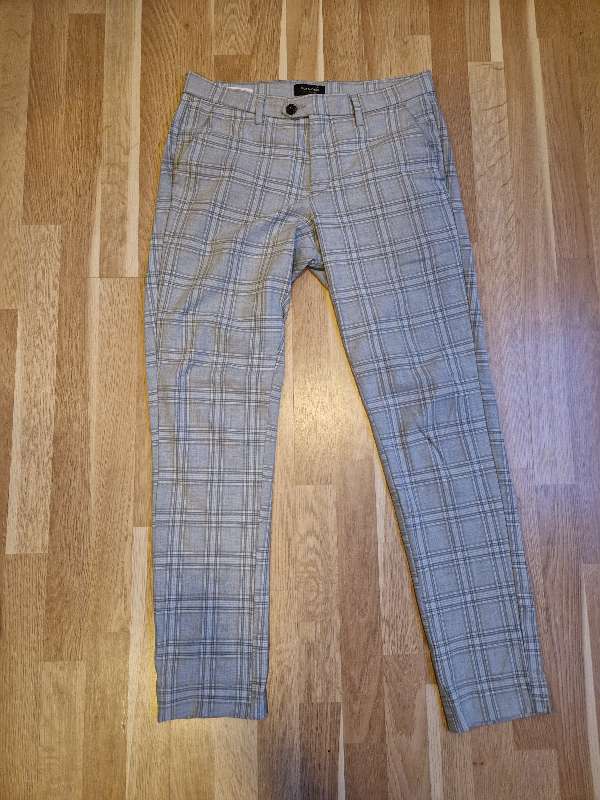 Jack & Jones - Gráar köflóttar buxur