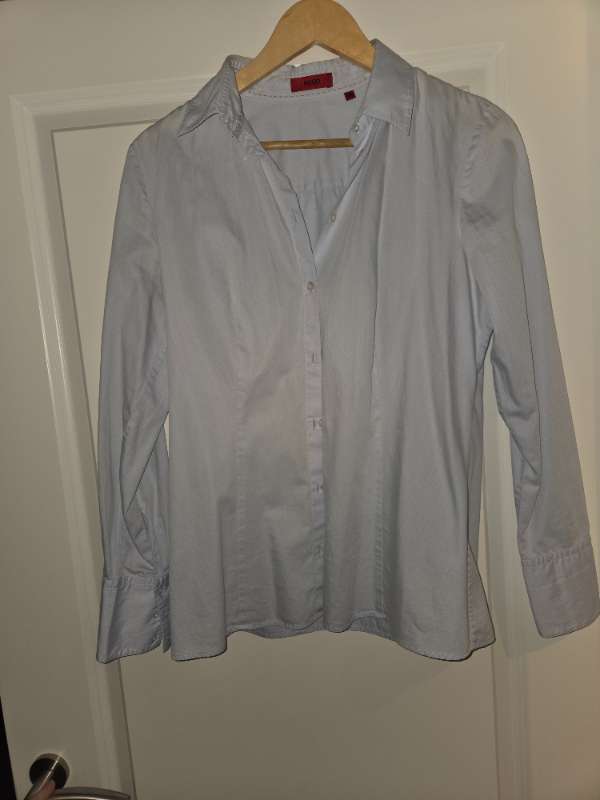 Boss skyrta ljosblá