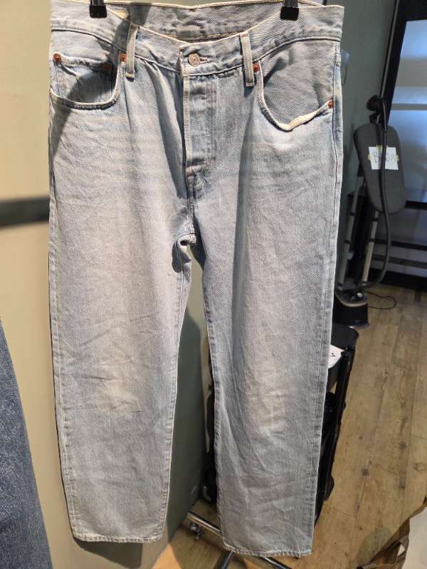 Levis 501 buxur