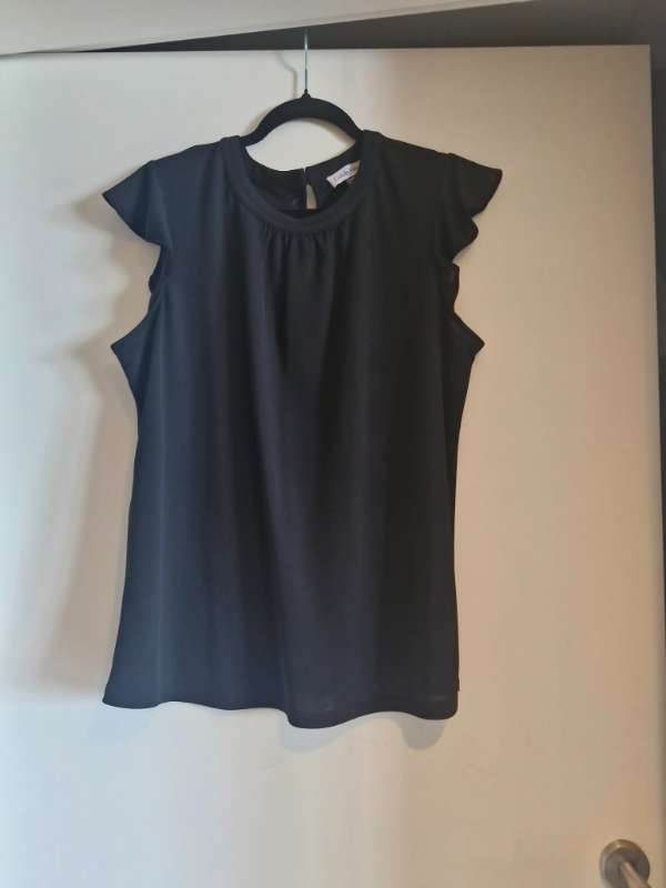 Calvin Klein toppur svartur