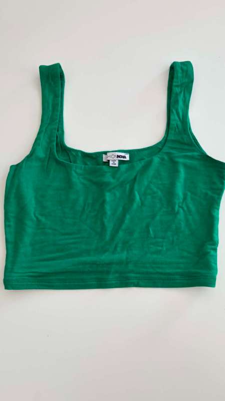 Fashion Nova crop top, grænn