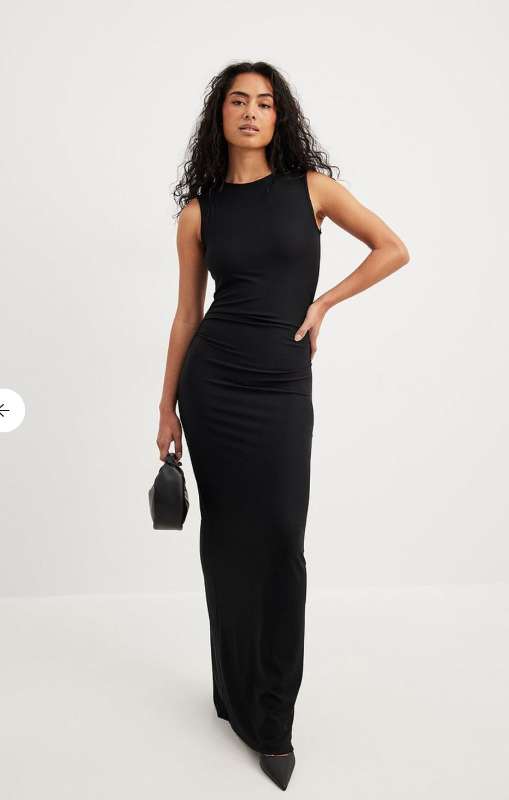 NA-KD maxidress svartur