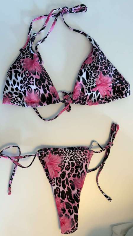 Bikini, triangle, blóm/animal print