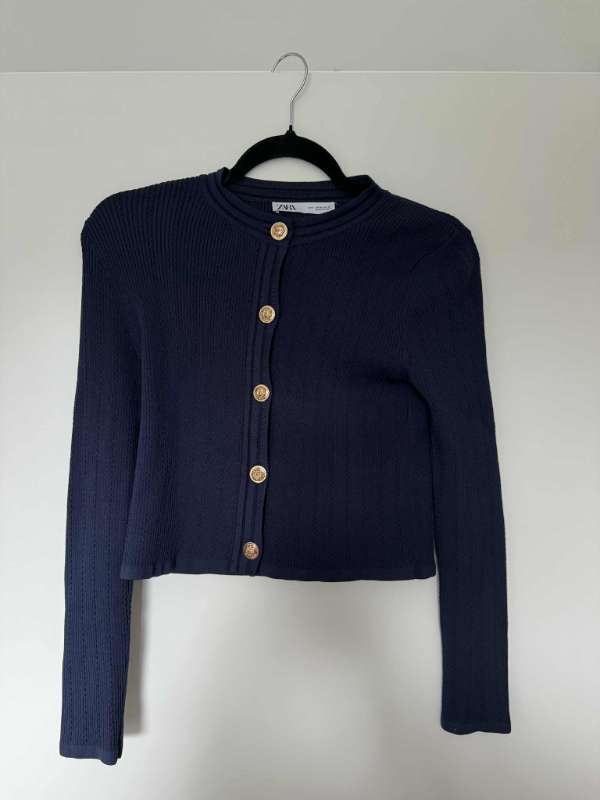 zara navy peysa
