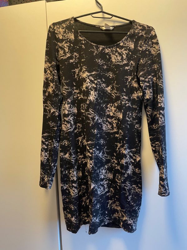 Kjóll HM svart/hvitt