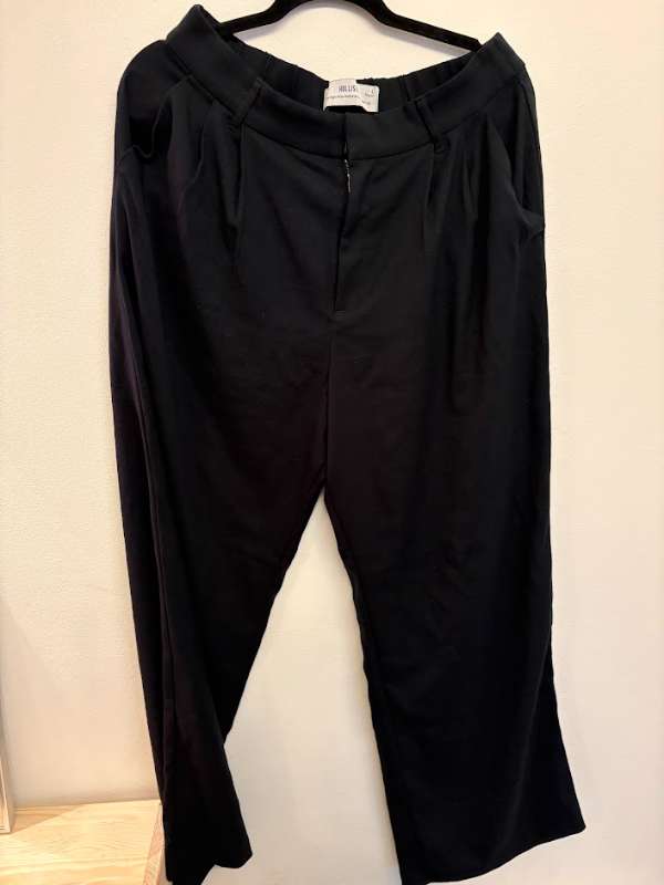 Hollister buxur svartar