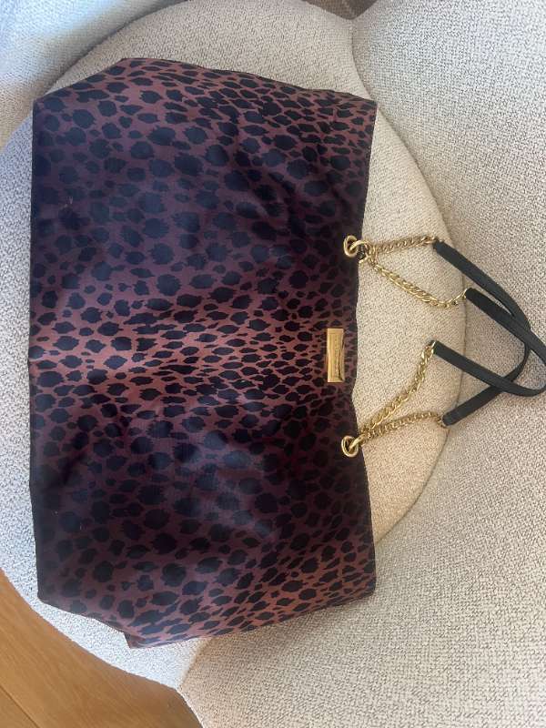 VICTORIA SECRET TASKA