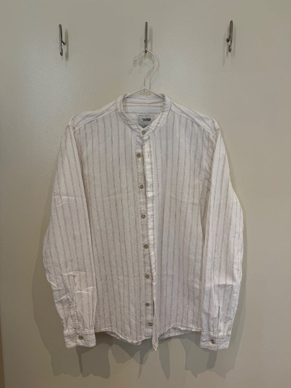 Ljós skyrta Pull and bear