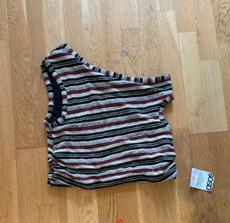 ASOS off the shoulder bolur