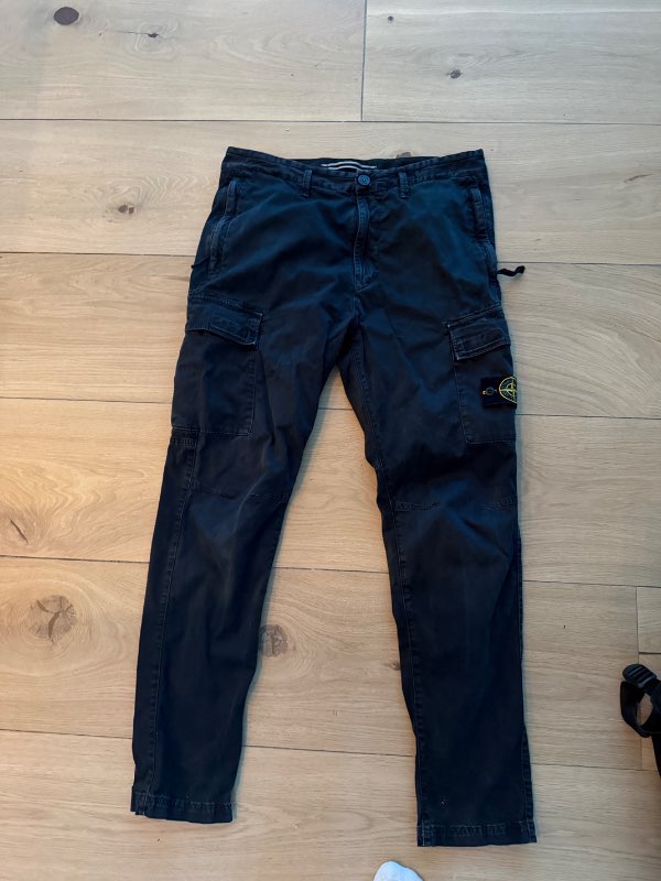 Stone Island Buxur dökkblár.