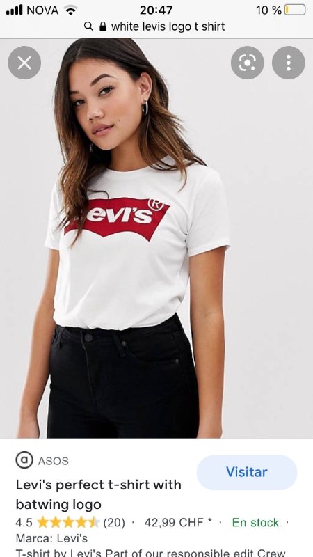 Hvítur levi’s stuttermabolur