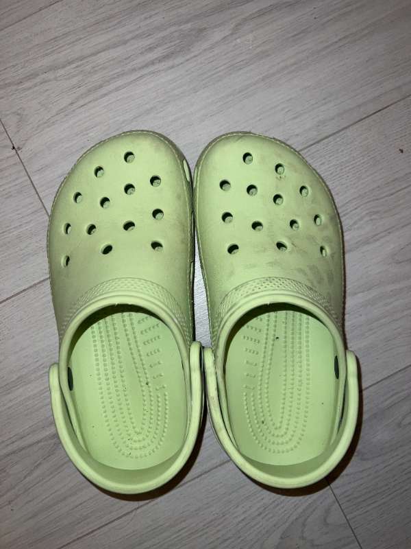 Grænir crocs