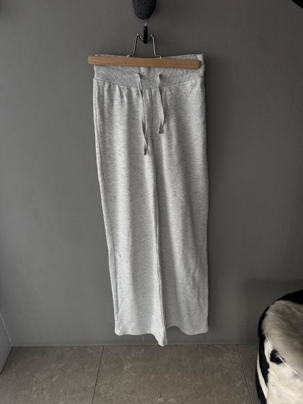 Gina tricot jogging buxur