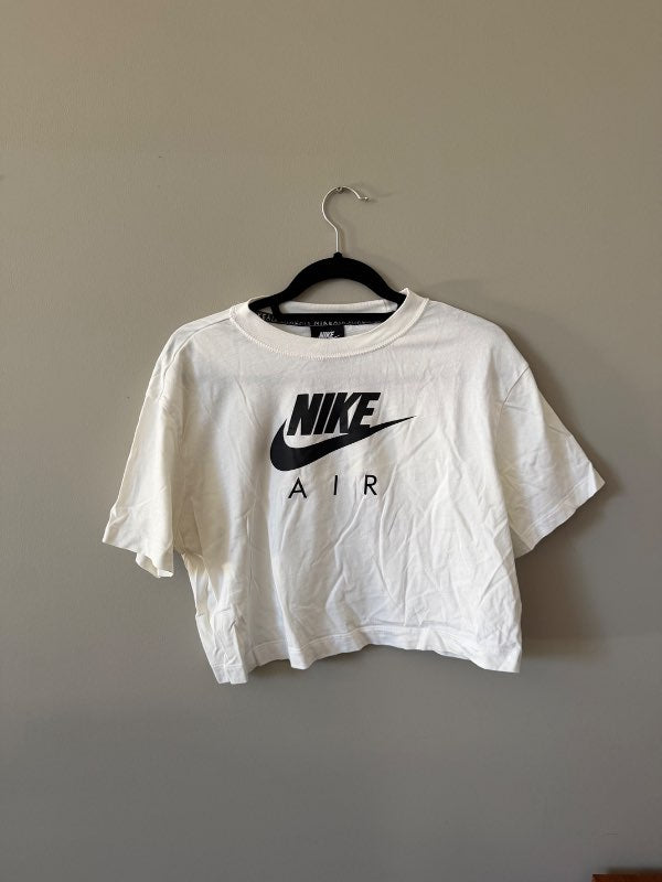 Nike cropped bolur