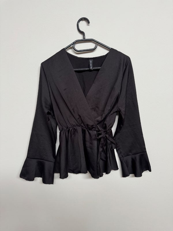 New Collection - peblum svartur