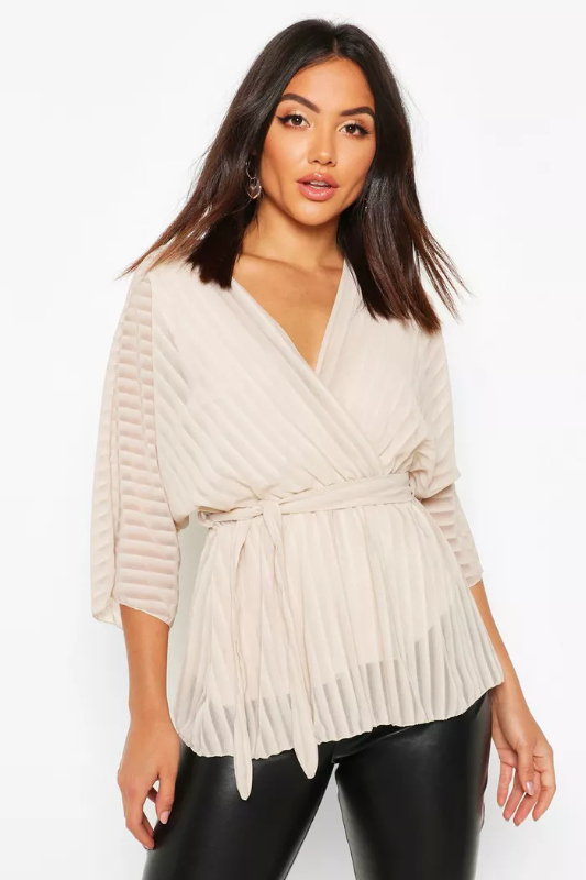 Boohoo blússa kremuð