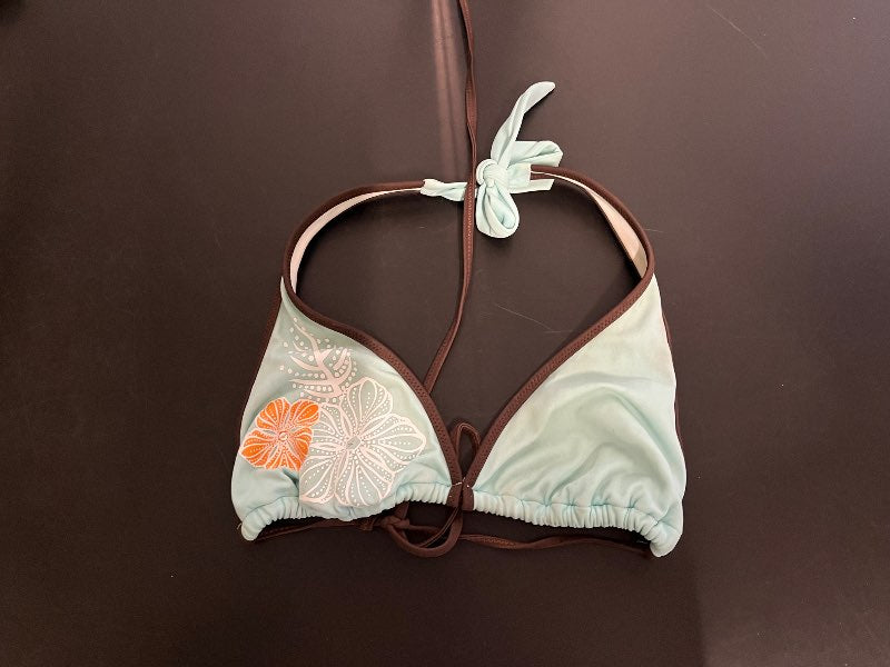 Blár bikini toppur