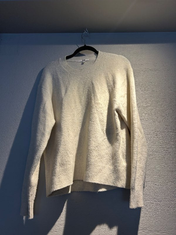 Uniqlo Peysa