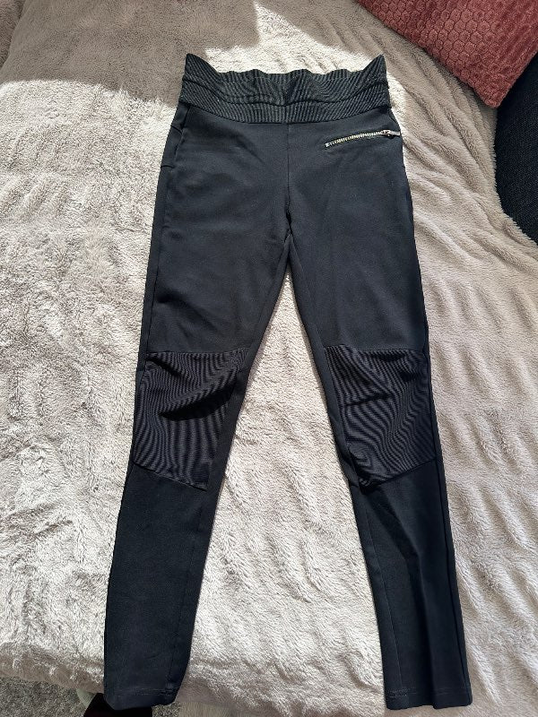 Zara buxur