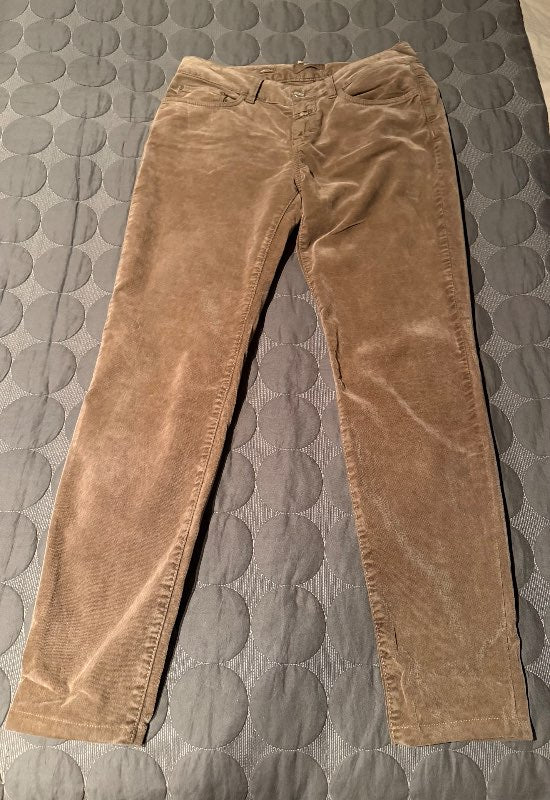 Drappaðar flauelisbuxur