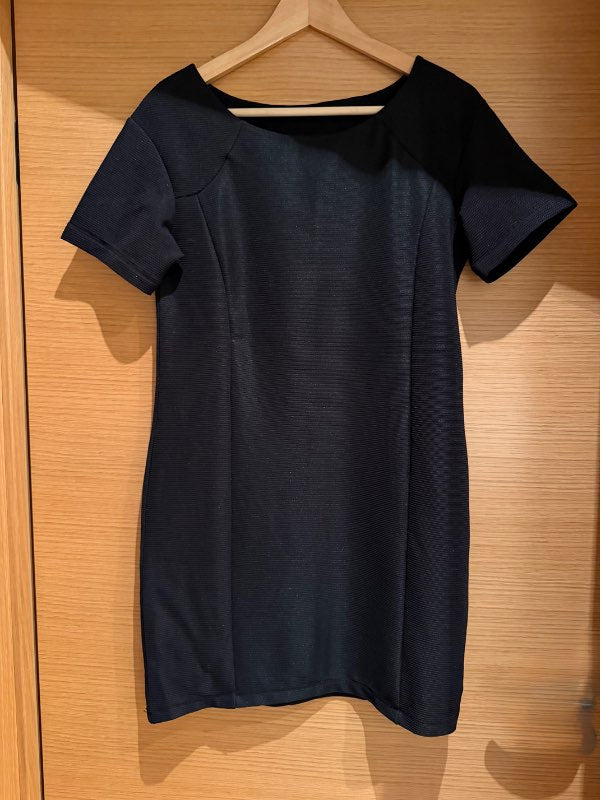 Monki kjóll svartur