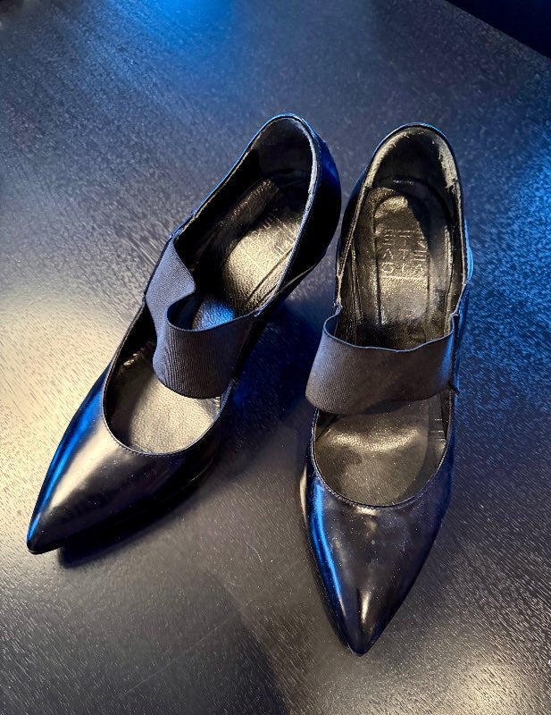 Strategia svartir skór