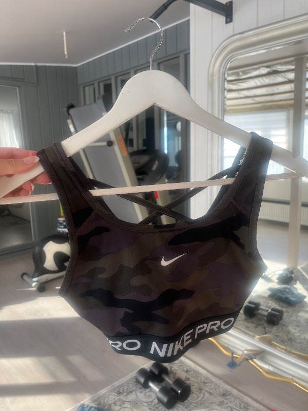 Nike toppur