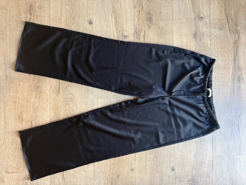 Mango satin buxur