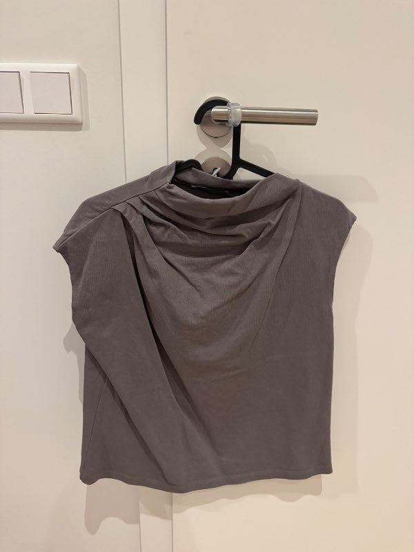 -Grár cowl neck hlýrabolur ónotaður