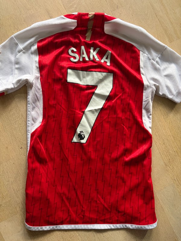 Arsenal home 23/24 Saka