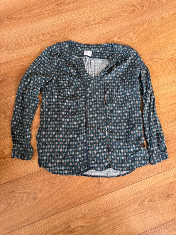 C’arla du nord blússa