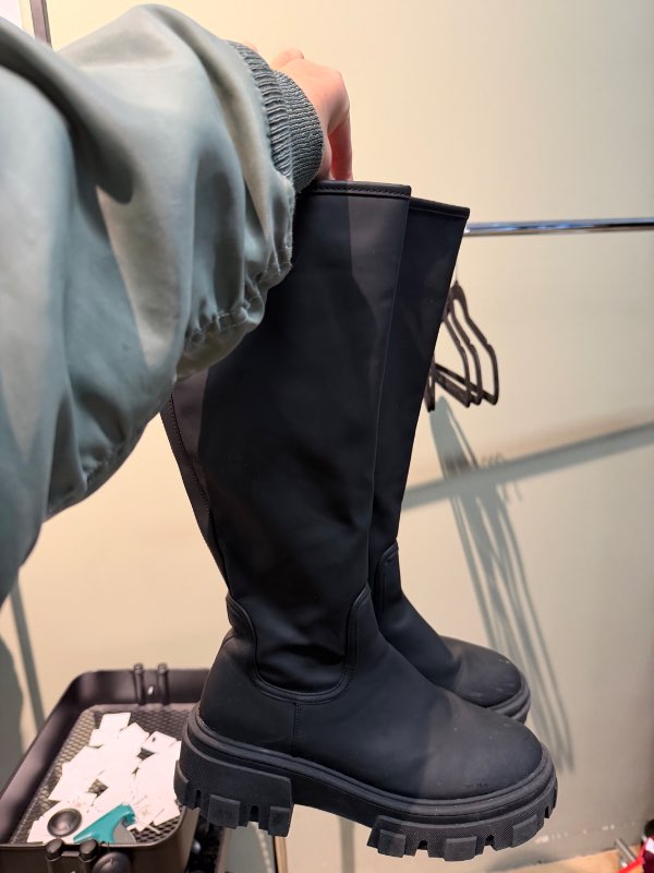 Svört boots - asos