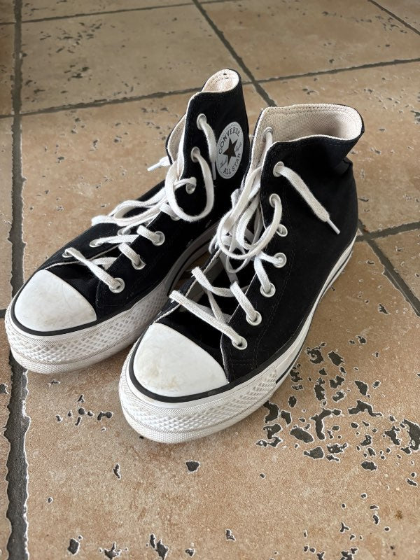 Platform converse